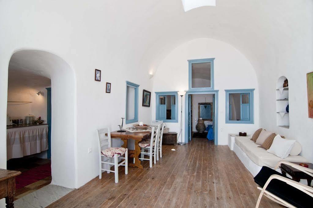 Zoe Aegeas Traditional Houses Иа Екстериор снимка
