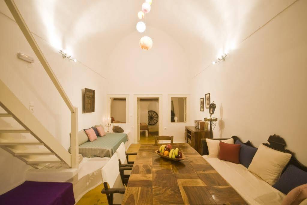 Zoe Aegeas Traditional Houses Иа Екстериор снимка